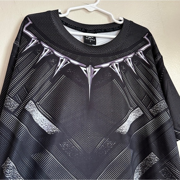 3/$20 💥 Boys Gym Gala Superhero Graphic T-Shirt Black & Gray Athletic Small - Picture 6 of 13